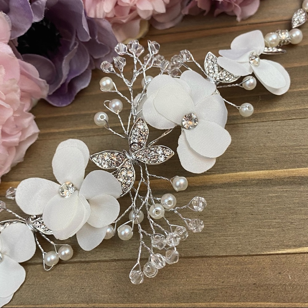 Crystal Pearl Flower Vine Tiara Headdress - Picture 7 of 16